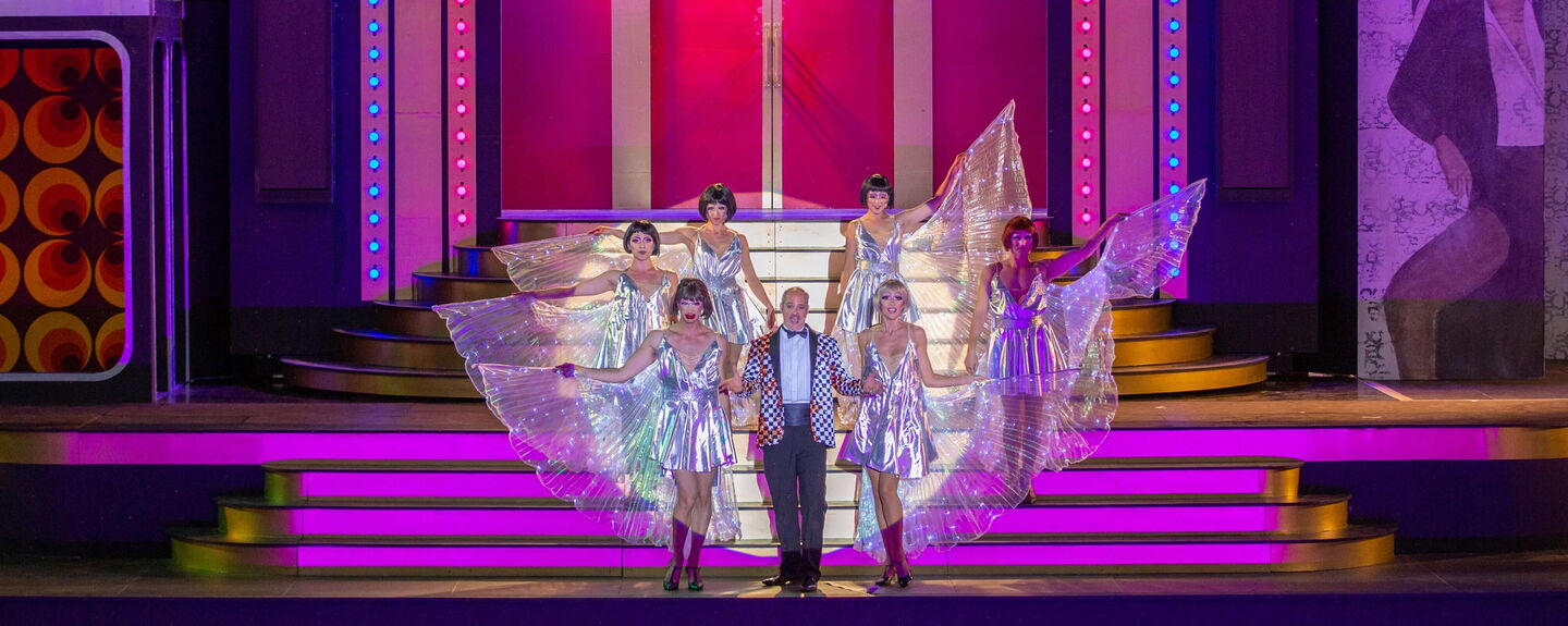 Premiere am Freitag! "Ein Käfig voller Narren" auf der Seebühne Eutin. Foto: EFS