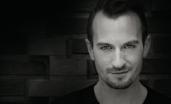 Robert Stumpf als Francis