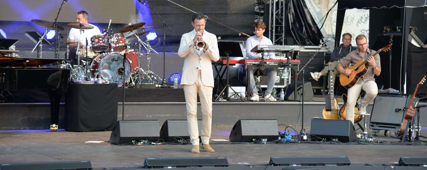 Till Brönner und seine Band.