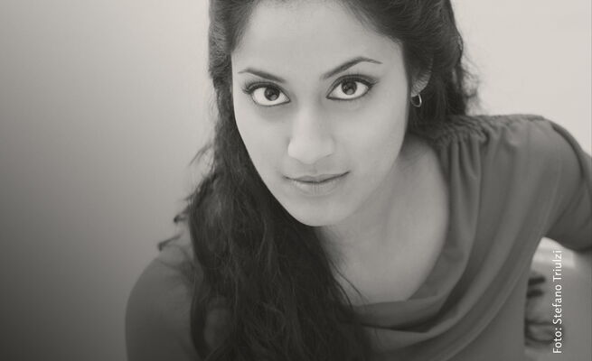 Meera Varghese als Maria