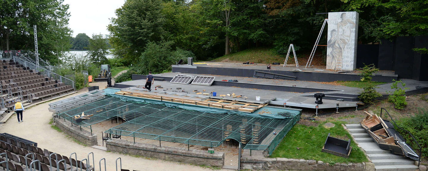 Die Bühne wird zurückgebaut