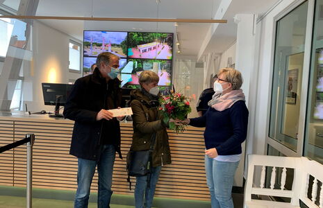 Ehepaar Maßmann aus Barsbüttel Glückstreffer bei 5555 verkauften Karten