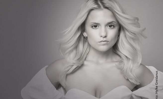 Melissa Laurenzia Peters