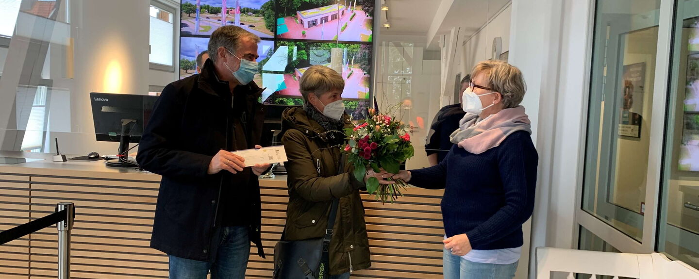 Ehepaar Maßmann aus Barsbüttel Glückstreffer bei 5555 verkauften Karten