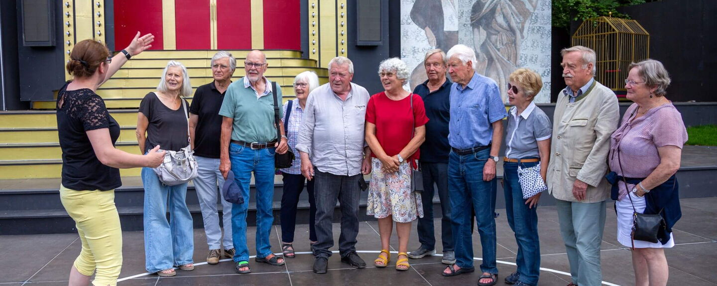Klassentreffen auf der Seebühne – 60 Jahre nach der Abschlussprüfung. Foto: EFS